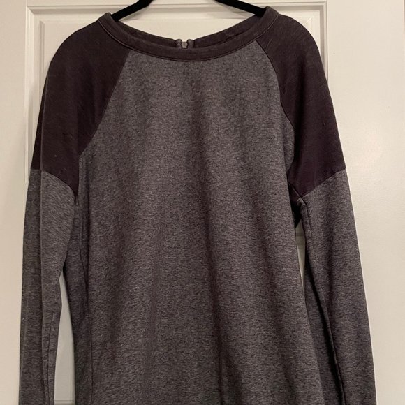 Lou and Grey, Back Zip Sweater Shirt, Gray colorblock, Small, Preowned/Used - Picture 1 of 6